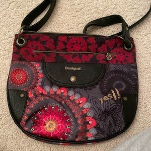 Desigual purse